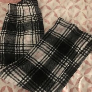 xs fuzzy flannel pants